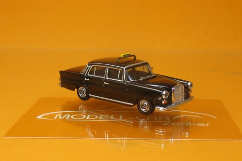 MB 200 Heckflosse (W110 Bj 1965) Taxi schwarz 1:87