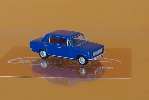 Fiat 124 Limousine blau 1966 1:87