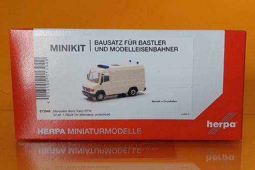Minikit Mercedes-Benz Vario RTW (1 Stück) weiß 1:87