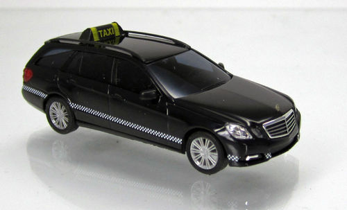 Mercedes Benz E-Klasse T-Modell ( W 212 ) TAXI schwarz
