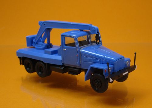 IFA G 5 Kranwagen blau H0