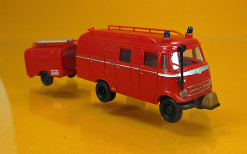 MB LF 319 Feuerwehr LF 8 mit TSA-Anhänger, rot/schwarz