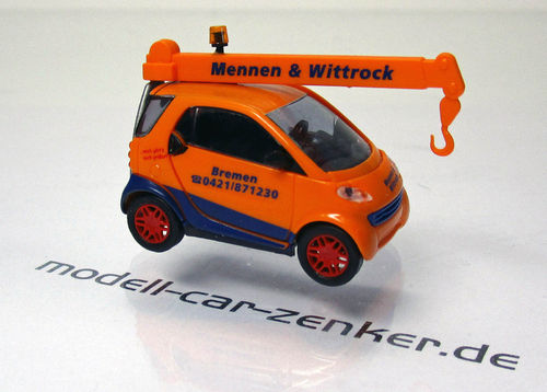 Smart City Coupe mit Kran „ Mennen & Wittrock “