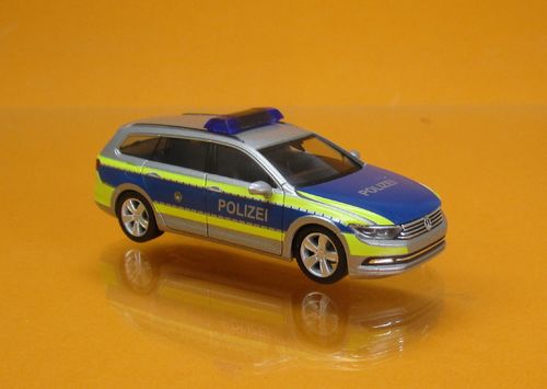 Volkswagen VW Passat Variant " Polizei Berlin "