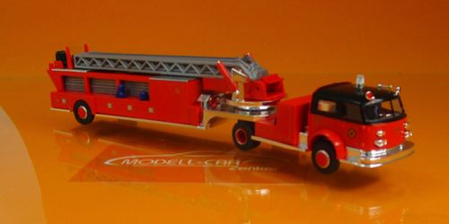 LaFrance Leiterwagen Fire Department 1:87