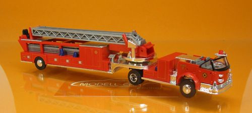 LaFrance Leiterwagen offen Fire Department 1:87