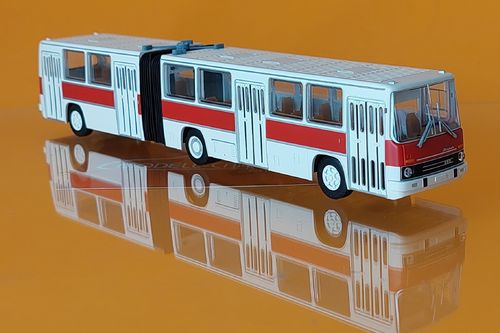 Ikarus 280 Gelenkbus rot-weiß 1:87