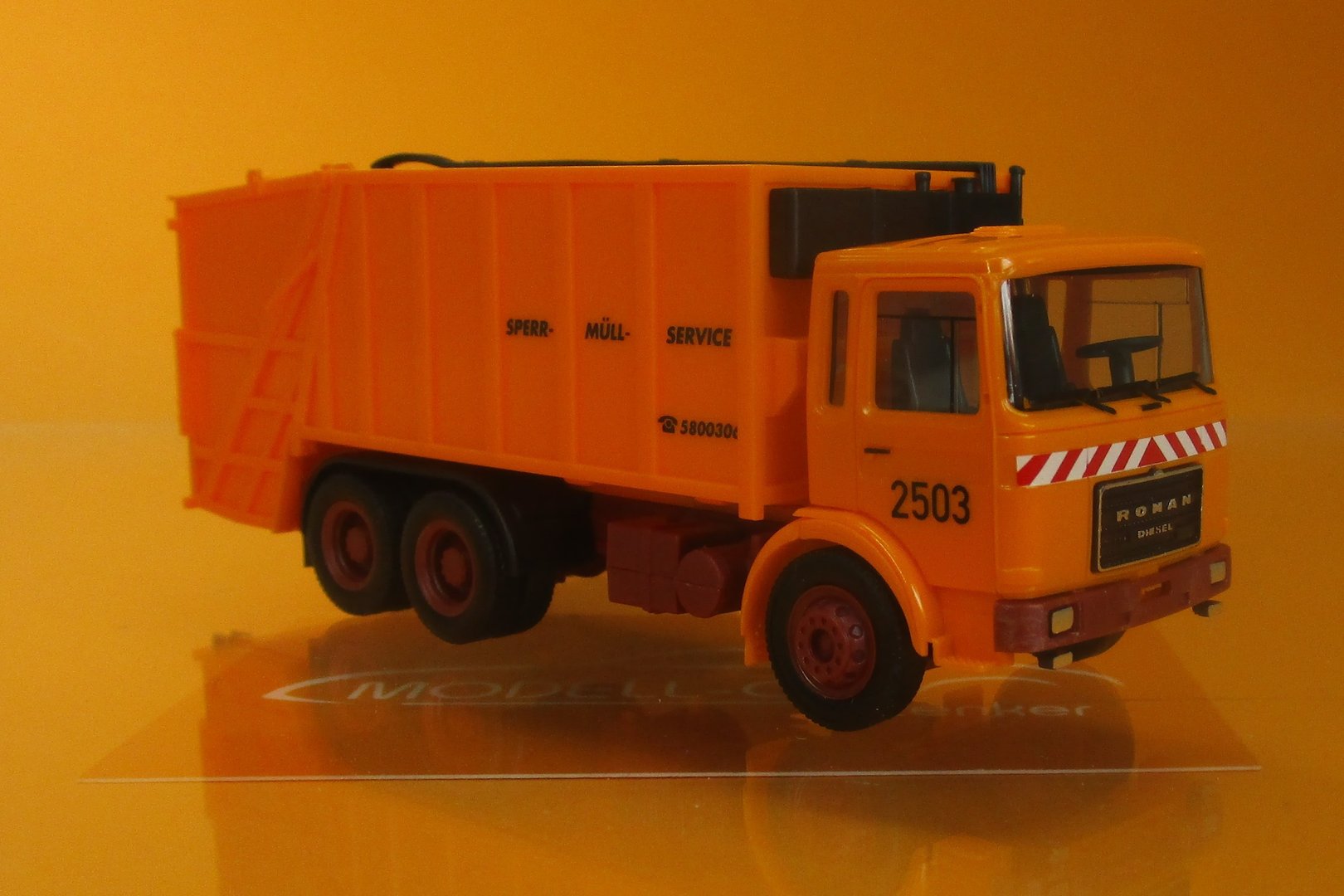 1:87 Herpa camiones Roman diesel camión de basura depósito de desperdicios-Service Berlin-Ost 311946