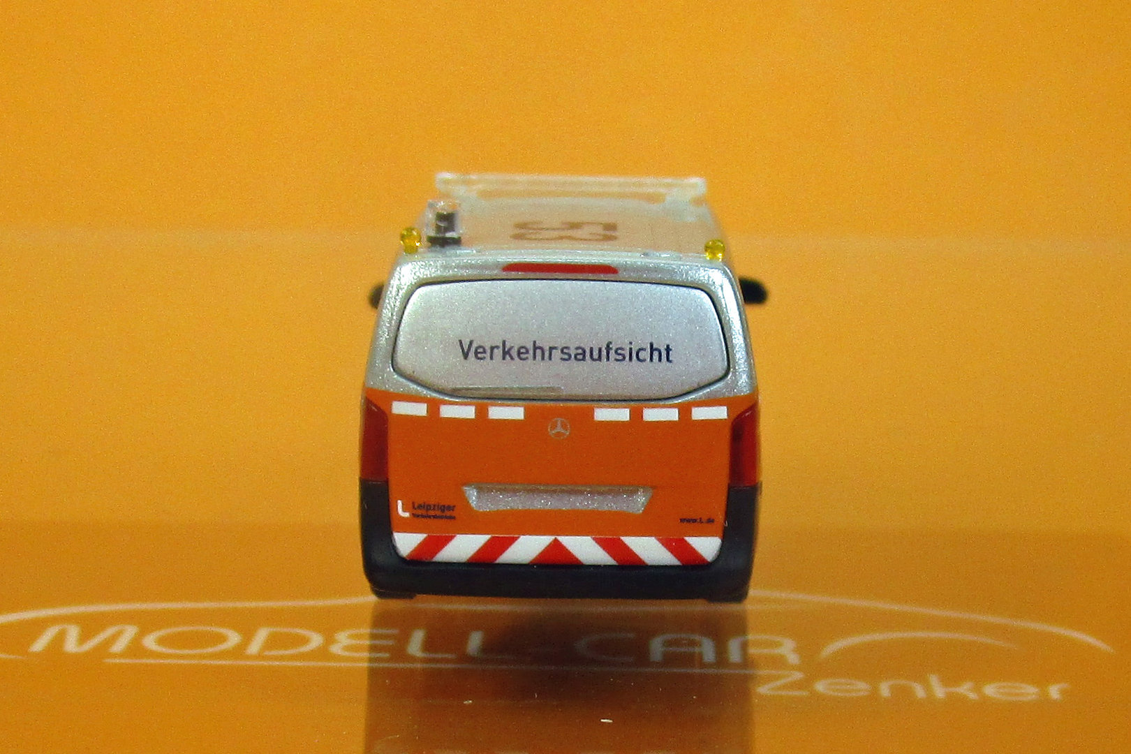 1:87 Busch MCZ 03-285 Mercedes Vito LVB Leipzig Verkehrsfunkwagen