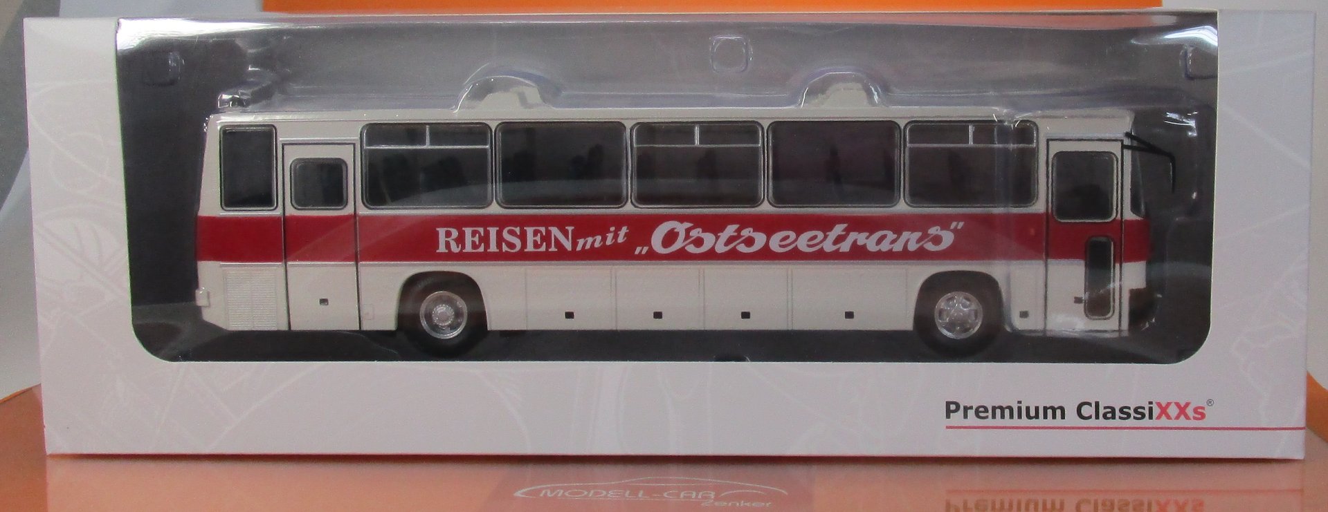 1:43 Ikarus 250.59 Reisen mit Ostseetrans Hungary Premium PCL47124 DDR Germany