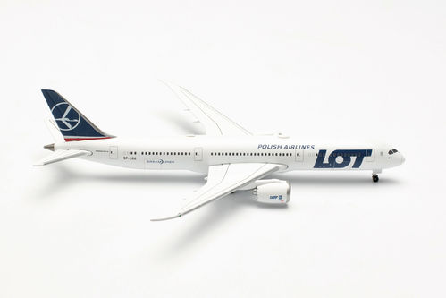 LOT Polish Airlines Boeing 787-9 Dreamliner SP-LSG 1:500