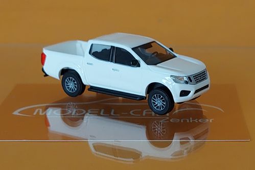 Nissan Navara (D231) Pick up weiß 1:87