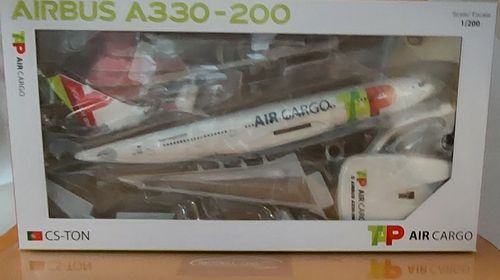Herpa 613736 TAP Air Cargo A330-200 CS-TON 1:200