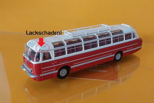 Ikarus 55 Omnibus rot / weiß mit Dachgarten 2.Wahl 1:87