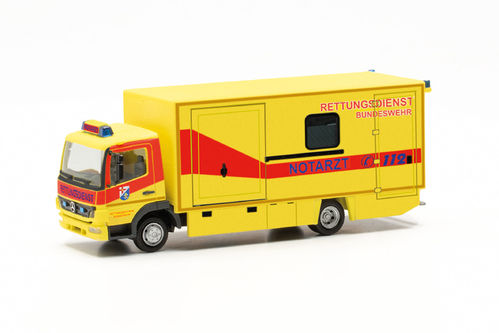 MB Atego 2004 Koffer-LKW RD BW Notarzt 1:87