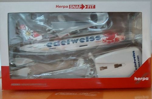 Herpa 613712 Edelweiss Air Airbus A320 "Help Alliance" 1:200
