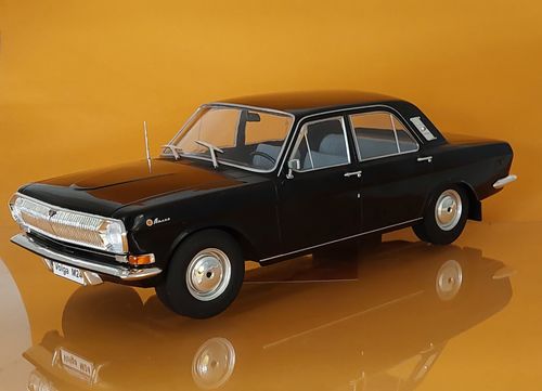 Wolga M24 Limousine schwarz Bj.1972 1:18