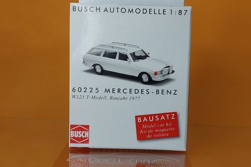 Bausatz Mercedes W123 T-Modell weiß 1:87